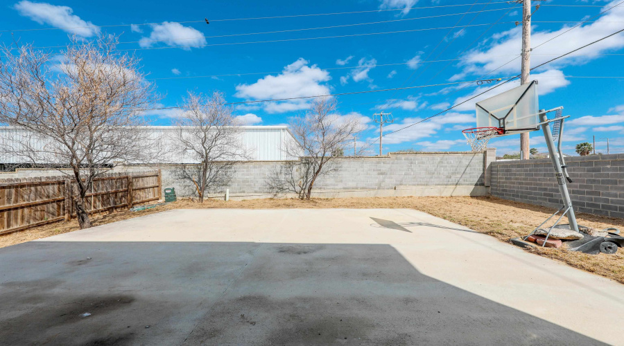 2426 Jean St, LAREDO, Texas 78046, 3 Bedrooms Bedrooms, 8 Rooms Rooms,2 BathroomsBathrooms,Residential,For Sale,2426 Jean St,20264251