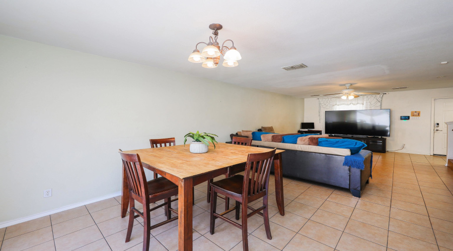 2426 Jean St, LAREDO, Texas 78046, 3 Bedrooms Bedrooms, 8 Rooms Rooms,2 BathroomsBathrooms,Residential,For Sale,2426 Jean St,20264251
