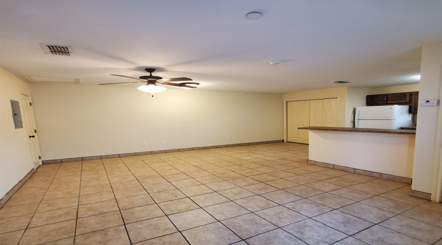 1007 Emerald Valley Dr., Laredo, Texas 78043, 1 Bedroom Bedrooms, 2 Rooms Rooms,1 BathroomBathrooms,Residential,For Rent,1007 Emerald Valley Dr.,20264252