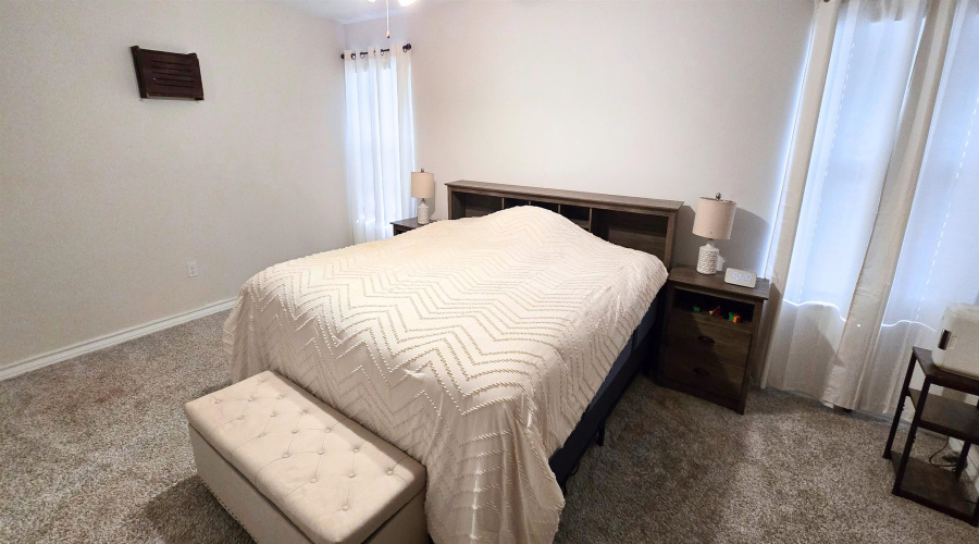 3721 Jesus Dimas, Laredo, Texas 78046, 3 Bedrooms Bedrooms, 5 Rooms Rooms,2 BathroomsBathrooms,Residential,For Sale,3721 Jesus Dimas,20264257