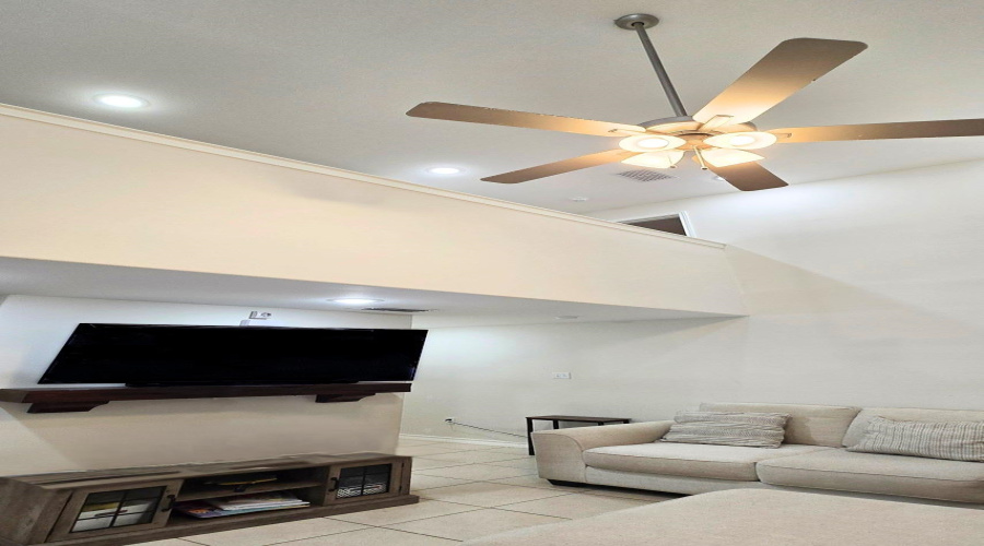 3721 Jesus Dimas, Laredo, Texas 78046, 3 Bedrooms Bedrooms, 5 Rooms Rooms,2 BathroomsBathrooms,Residential,For Sale,3721 Jesus Dimas,20264257