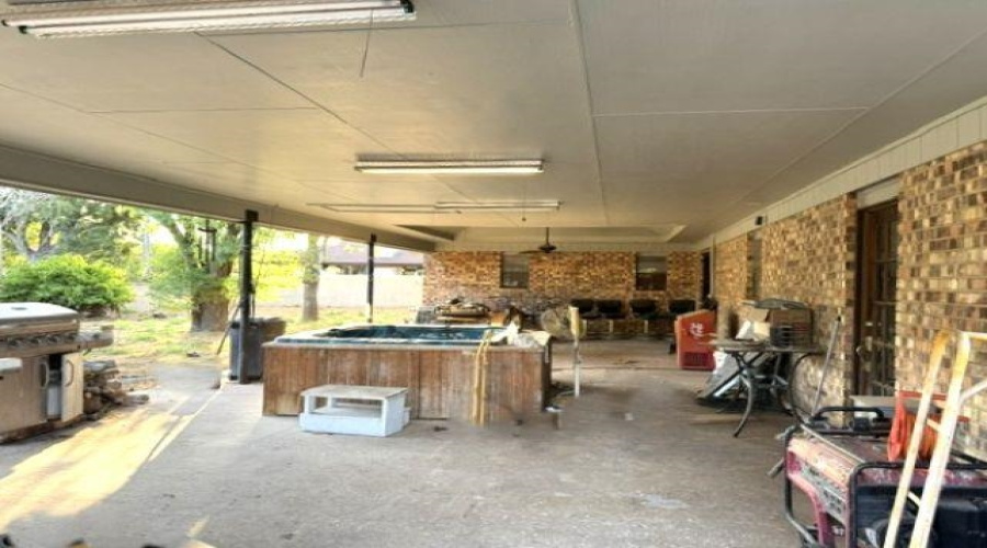709 Graceland Dr, Laredo, Texas 78045, 3 Bedrooms Bedrooms, 7 Rooms Rooms,2 BathroomsBathrooms,Residential,For Sale,709 Graceland Dr,20264259