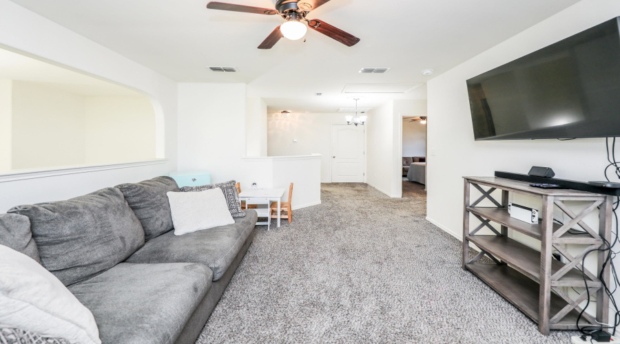 5531 Marble Falls St, Laredo, Texas 78046, 4 Bedrooms Bedrooms, 8 Rooms Rooms,2 BathroomsBathrooms,Residential,For Sale,5531 Marble Falls St,20264260