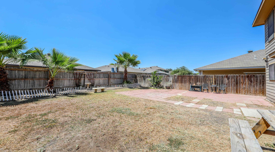 5531 Marble Falls St, Laredo, Texas 78046, 4 Bedrooms Bedrooms, 8 Rooms Rooms,2 BathroomsBathrooms,Residential,For Sale,5531 Marble Falls St,20264260