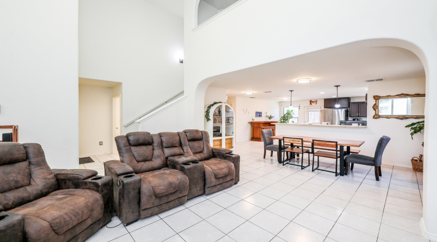 5531 Marble Falls St, Laredo, Texas 78046, 4 Bedrooms Bedrooms, 8 Rooms Rooms,2 BathroomsBathrooms,Residential,For Sale,5531 Marble Falls St,20264260