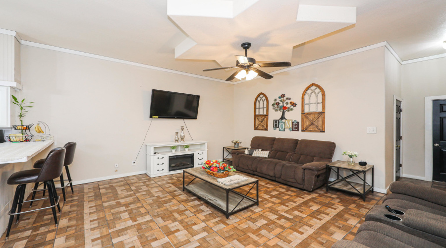 4621 San Rafael Ln, Laredo, Texas 78046, 4 Bedrooms Bedrooms, 7 Rooms Rooms,2 BathroomsBathrooms,Residential,For Sale,4621 San Rafael Ln,20264261