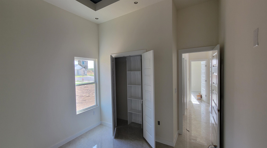 5057 Luna Grande Lp., Laredo, Texas 78046, 3 Bedrooms Bedrooms, 5 Rooms Rooms,2 BathroomsBathrooms,Residential,For Sale,5057 Luna Grande Lp.,20264267