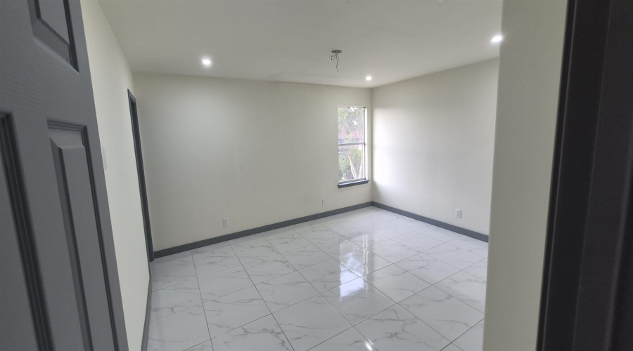 2424 Alegria St, Laredo, Texas 78046, 4 Bedrooms Bedrooms, 6 Rooms Rooms,2 BathroomsBathrooms,Residential,For Sale,2424 Alegria St,20264268