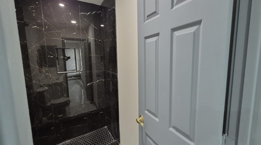 2424 Alegria St, Laredo, Texas 78046, 4 Bedrooms Bedrooms, 6 Rooms Rooms,2 BathroomsBathrooms,Residential,For Sale,2424 Alegria St,20264268