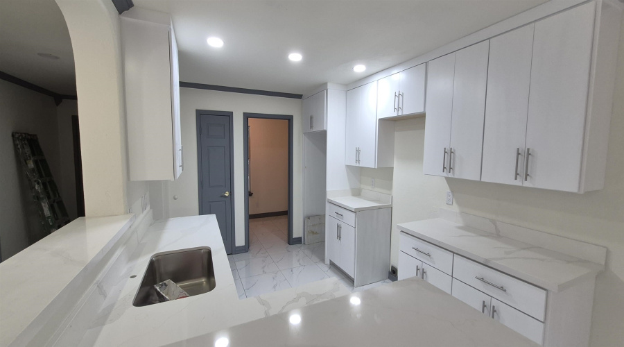 2424 Alegria St, Laredo, Texas 78046, 4 Bedrooms Bedrooms, 6 Rooms Rooms,2 BathroomsBathrooms,Residential,For Sale,2424 Alegria St,20264268