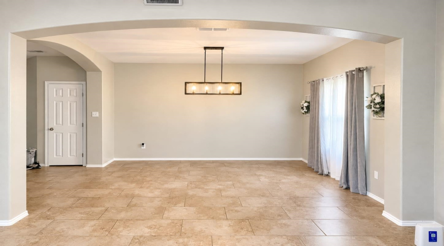 11221 Sierra Gorda Dr, Laredo, Texas 78045-7141, 3 Bedrooms Bedrooms, 6 Rooms Rooms,2 BathroomsBathrooms,Residential,For Rent,11221 Sierra Gorda Dr,20264271