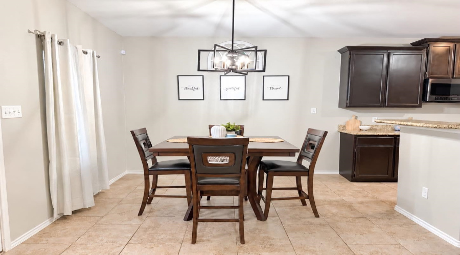 11221 Sierra Gorda Dr, Laredo, Texas 78045-7141, 3 Bedrooms Bedrooms, 6 Rooms Rooms,2 BathroomsBathrooms,Residential,For Rent,11221 Sierra Gorda Dr,20264271