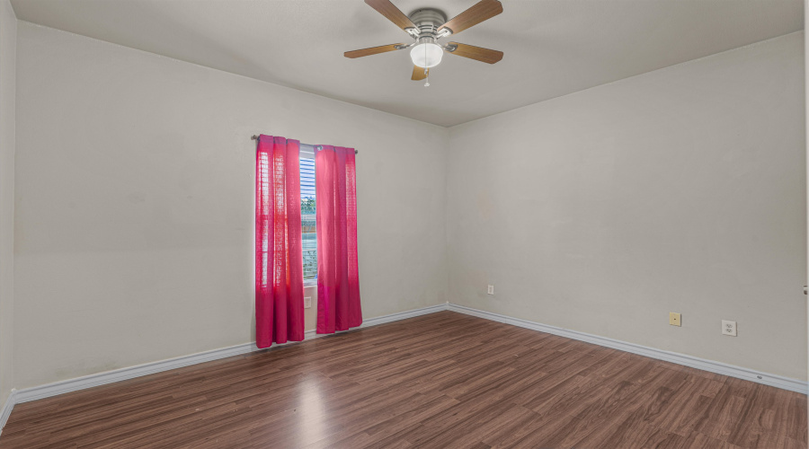 4211 Marcy, Laredo, Texas 78046-8116, 3 Bedrooms Bedrooms, 4 Rooms Rooms,2 BathroomsBathrooms,Residential,For Sale,4211 Marcy,20264272