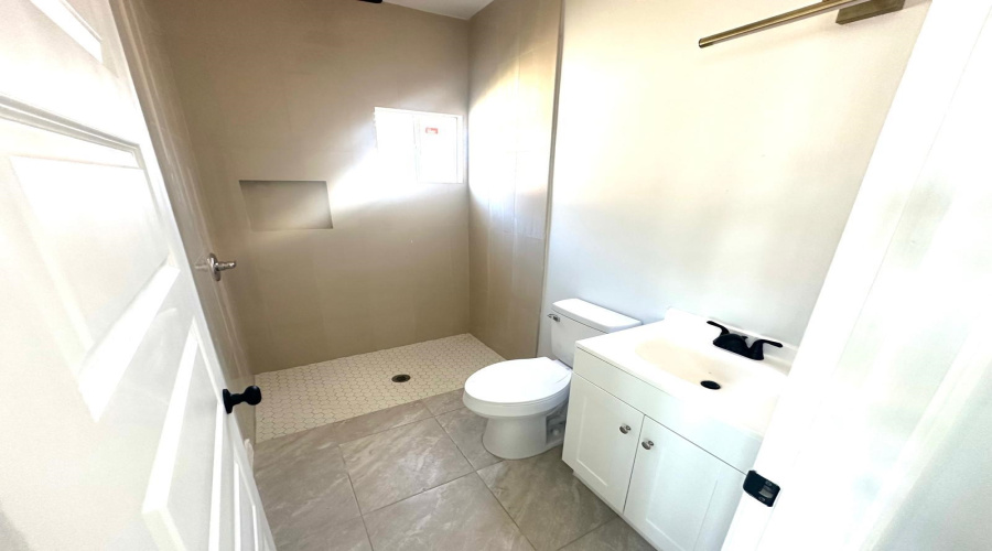 4407 Black Buck Ave, Laredo, Texas 78045, 3 Bedrooms Bedrooms, 8 Rooms Rooms,3 BathroomsBathrooms,Residential,For Rent,4407 Black Buck Ave,20264273