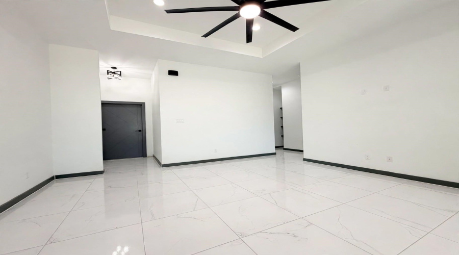 1614 Principal Ln., LAREDO, Texas 78045, 3 Bedrooms Bedrooms, 6 Rooms Rooms,2 BathroomsBathrooms,Residential,For Sale,1614 Principal Ln.,20264276