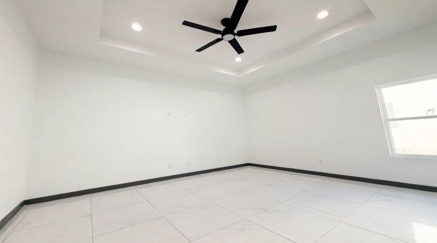 1614 Principal Ln., LAREDO, Texas 78045, 3 Bedrooms Bedrooms, 6 Rooms Rooms,2 BathroomsBathrooms,Residential,For Sale,1614 Principal Ln.,20264276