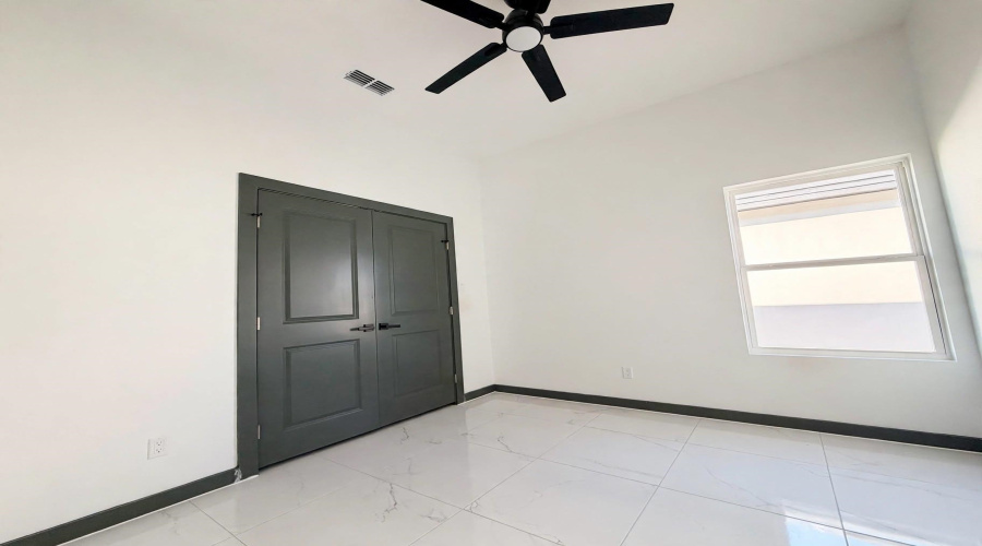 1614 Principal Ln., LAREDO, Texas 78045, 3 Bedrooms Bedrooms, 6 Rooms Rooms,2 BathroomsBathrooms,Residential,For Sale,1614 Principal Ln.,20264276