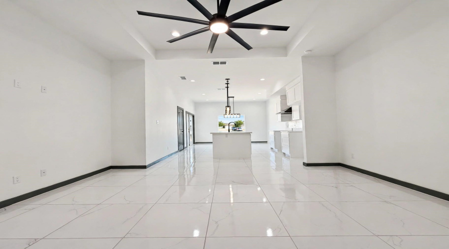 1614 Principal Ln., LAREDO, Texas 78045, 3 Bedrooms Bedrooms, 6 Rooms Rooms,2 BathroomsBathrooms,Residential,For Sale,1614 Principal Ln.,20264276