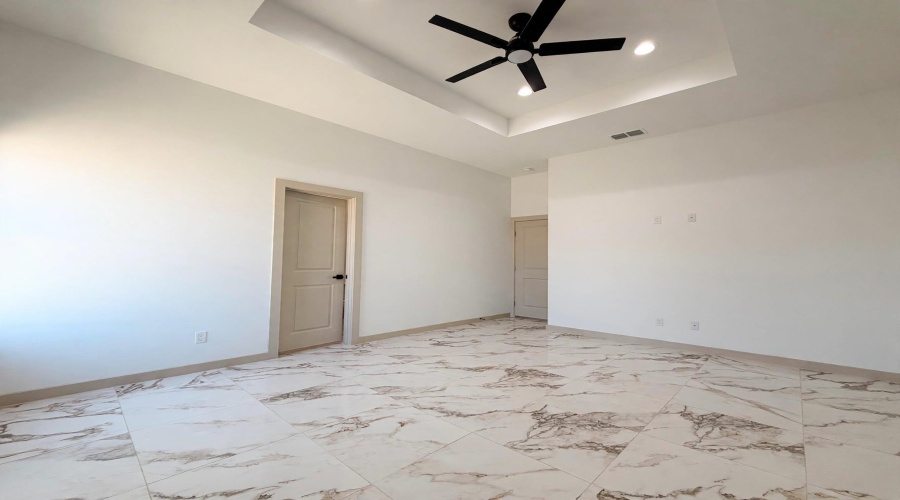 1612 Principal Ln., LAREDO, Texas 78045, 3 Bedrooms Bedrooms, 6 Rooms Rooms,2 BathroomsBathrooms,Residential,For Sale,1612 Principal Ln.,20264277