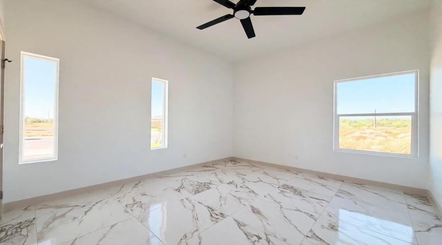 1612 Principal Ln., LAREDO, Texas 78045, 3 Bedrooms Bedrooms, 6 Rooms Rooms,2 BathroomsBathrooms,Residential,For Sale,1612 Principal Ln.,20264277