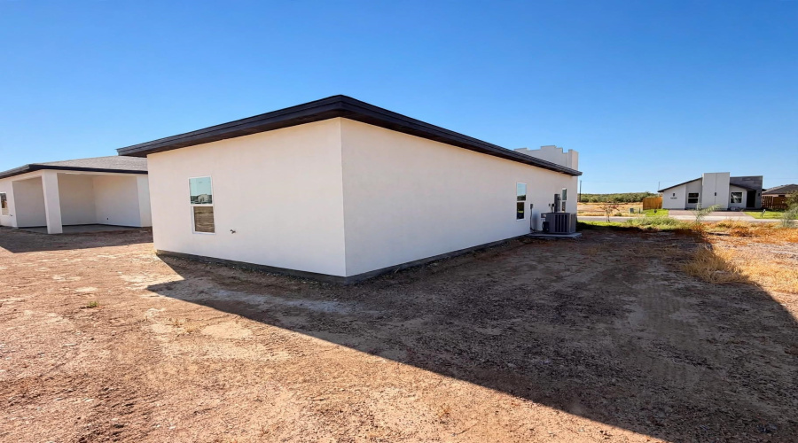 1612 Principal Ln., LAREDO, Texas 78045, 3 Bedrooms Bedrooms, 6 Rooms Rooms,2 BathroomsBathrooms,Residential,For Sale,1612 Principal Ln.,20264277
