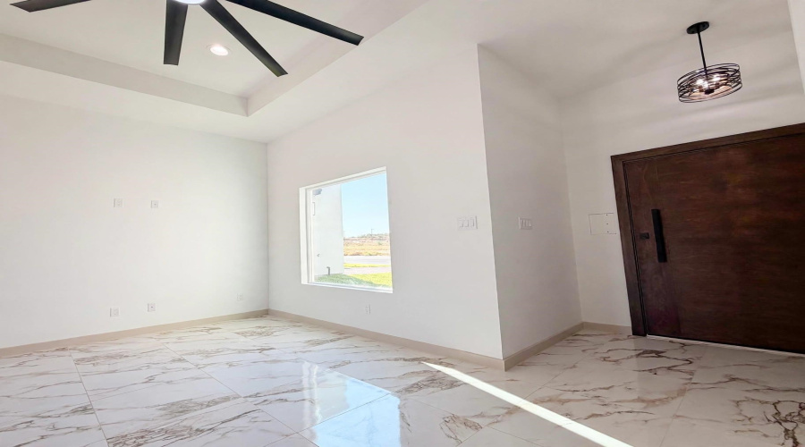 1612 Principal Ln., LAREDO, Texas 78045, 3 Bedrooms Bedrooms, 6 Rooms Rooms,2 BathroomsBathrooms,Residential,For Sale,1612 Principal Ln.,20264277