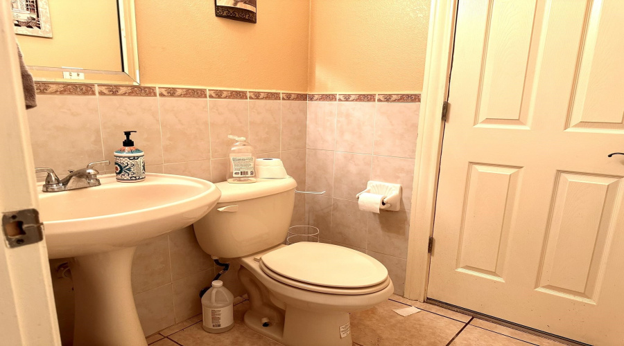 5121 Bengo Bay Rd, Laredo, Texas 78041-0000, 2 Bedrooms Bedrooms, 5 Rooms Rooms,2 BathroomsBathrooms,Residential,For Sale,5121 Bengo Bay Rd,20264278