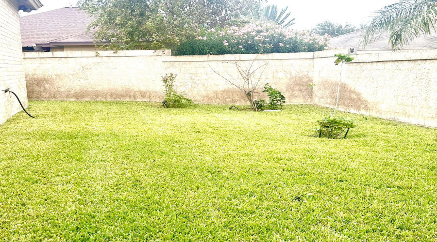 5121 Bengo Bay Rd, Laredo, Texas 78041-0000, 2 Bedrooms Bedrooms, 5 Rooms Rooms,2 BathroomsBathrooms,Residential,For Sale,5121 Bengo Bay Rd,20264278
