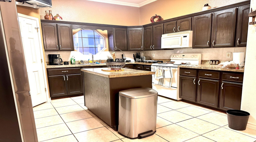 5121 Bengo Bay Rd, Laredo, Texas 78041-0000, 2 Bedrooms Bedrooms, 5 Rooms Rooms,2 BathroomsBathrooms,Residential,For Sale,5121 Bengo Bay Rd,20264278