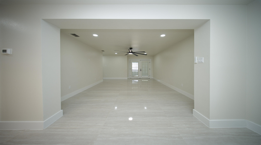 1936 Denmark Ln, Laredo, Texas 78045, 4 Bedrooms Bedrooms, 5 Rooms Rooms,2 BathroomsBathrooms,Residential,For Rent,1936 Denmark Ln,20264281