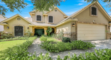 2327 Grisell Dr, Laredo, Texas 78041, 3 Bedrooms Bedrooms, 7 Rooms Rooms,2 BathroomsBathrooms,Residential,For Sale,2327 Grisell Dr,20264282 2327 Grisell Dr, Laredo, Texas 78041, 3 Bedrooms Bedrooms, 7 Rooms Rooms,2 BathroomsBathrooms,Residential,For Sale,2327 Grisell Dr,20264282
