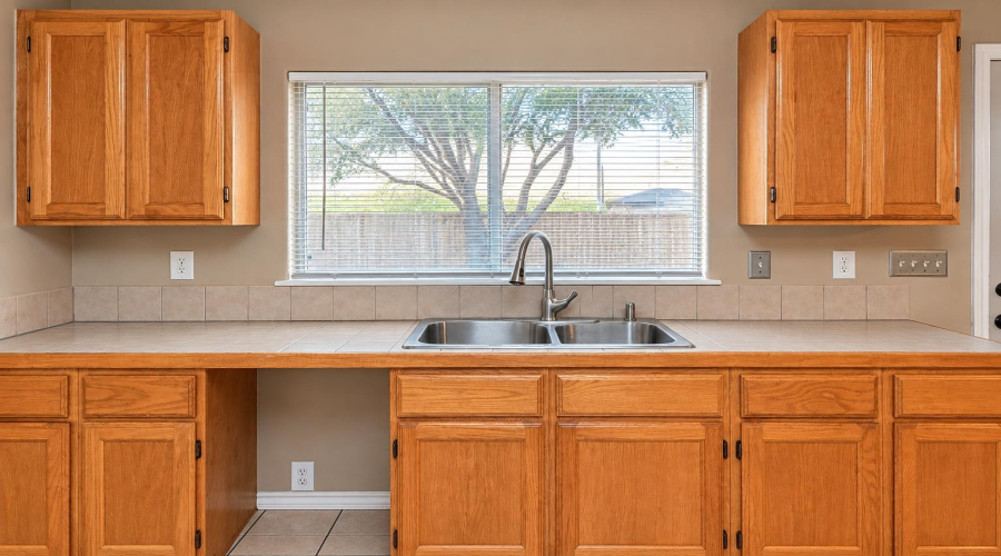 518 Gandara Dr, Laredo, Texas 78043, 3 Bedrooms Bedrooms, 5 Rooms Rooms,2 BathroomsBathrooms,Residential,For Rent,518 Gandara Dr,20264283