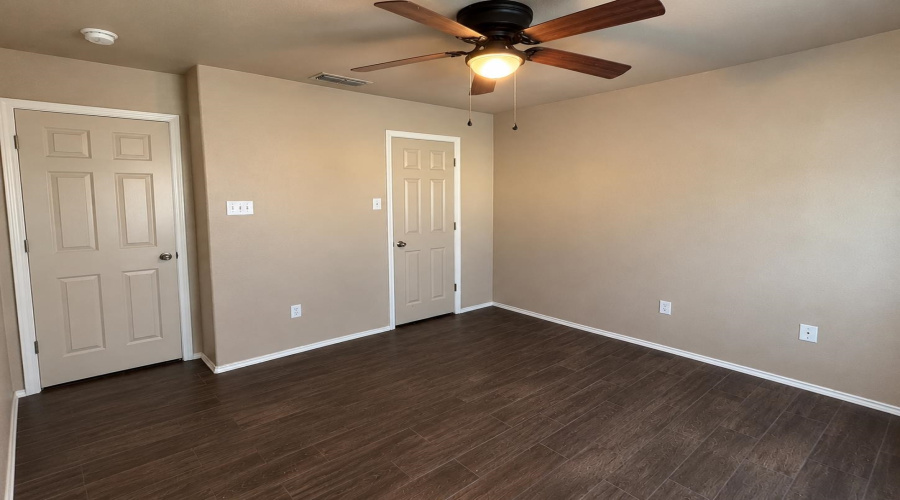 518 Gandara Dr, Laredo, Texas 78043, 3 Bedrooms Bedrooms, 5 Rooms Rooms,2 BathroomsBathrooms,Residential,For Rent,518 Gandara Dr,20264283