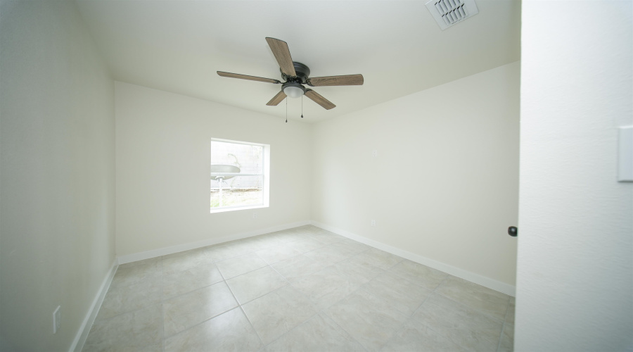 3123 Potomac Lp, Laredo, Texas 78045, 4 Bedrooms Bedrooms, 5 Rooms Rooms,2 BathroomsBathrooms,Residential,For Rent,3123 Potomac Lp,20264286