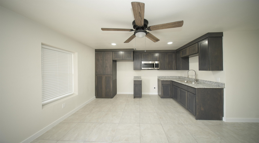 3123 Potomac Lp, Laredo, Texas 78046, 4 Bedrooms Bedrooms, 5 Rooms Rooms,2 BathroomsBathrooms,Residential,For Rent,3123 Potomac Lp,20264287
