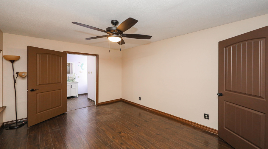 6101 Ruger Dr, Laredo, Texas 78043, 3 Bedrooms Bedrooms, 6 Rooms Rooms,3 BathroomsBathrooms,Residential,For Rent,6101 Ruger Dr,20264289