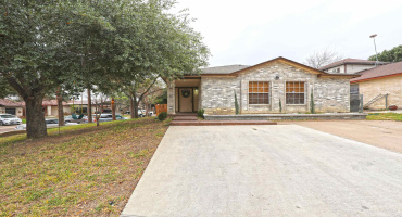 6101 Ruger Dr, Laredo, Texas 78043, 3 Bedrooms Bedrooms, 6 Rooms Rooms,3 BathroomsBathrooms,Residential,For Rent,6101 Ruger Dr,20264289 6101 Ruger Dr, Laredo, Texas 78043, 3 Bedrooms Bedrooms, 6 Rooms Rooms,3 BathroomsBathrooms,Residential,For Rent,6101 Ruger Dr,20264289