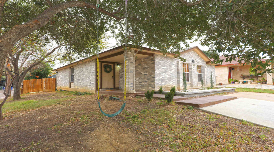 6101 Ruger Dr, Laredo, Texas 78043, 3 Bedrooms Bedrooms, 6 Rooms Rooms,3 BathroomsBathrooms,Residential,For Rent,6101 Ruger Dr,20264289