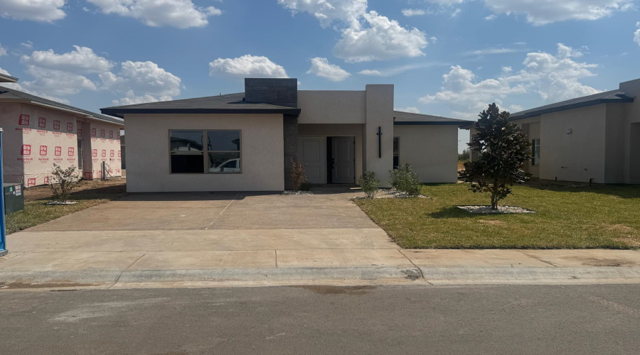 1605 Curriculum Ct., LAREDO, Texas 78046, 3 Bedrooms Bedrooms, 4 Rooms Rooms,2 BathroomsBathrooms,Residential,For Sale,1605 Curriculum Ct.,20264293
