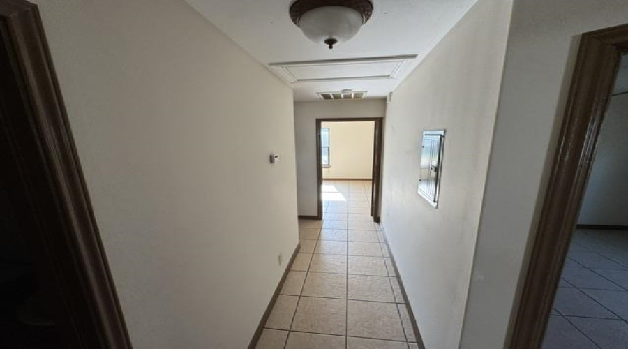 516 Everest Ct, Laredo, Texas 78043, 3 Bedrooms Bedrooms, 10 Rooms Rooms,2 BathroomsBathrooms,Residential,For Sale,516 Everest Ct,20264297