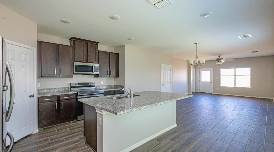 5414 St. Francis, Laredo, Texas 78046, 4 Bedrooms Bedrooms, 6 Rooms Rooms,2 BathroomsBathrooms,Residential,For Sale,5414 St. Francis,20264298