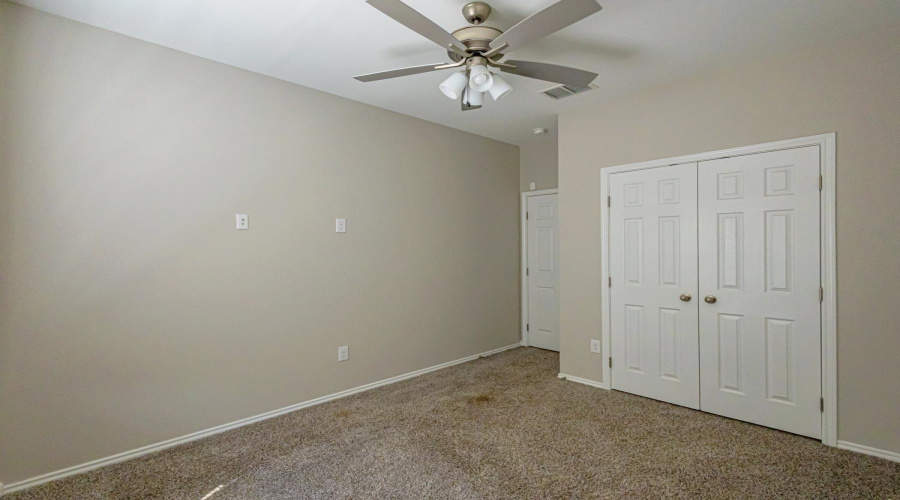 5414 St. Francis, Laredo, Texas 78046, 4 Bedrooms Bedrooms, 6 Rooms Rooms,2 BathroomsBathrooms,Residential,For Sale,5414 St. Francis,20264298