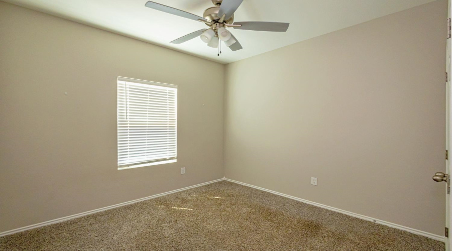 5414 St. Francis, Laredo, Texas 78046, 4 Bedrooms Bedrooms, 6 Rooms Rooms,2 BathroomsBathrooms,Residential,For Sale,5414 St. Francis,20264298
