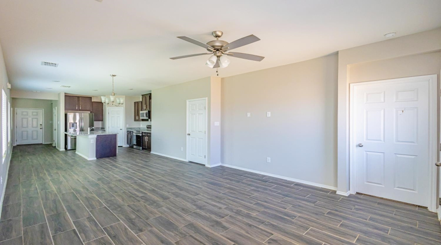 5414 St. Francis, Laredo, Texas 78046, 4 Bedrooms Bedrooms, 6 Rooms Rooms,2 BathroomsBathrooms,Residential,For Sale,5414 St. Francis,20264298