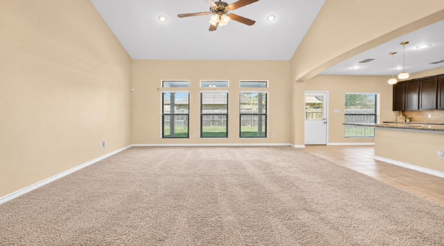 108 Majestic Palm Dr., LAREDO, Texas 78045, 4 Bedrooms Bedrooms, 9 Rooms Rooms,3 BathroomsBathrooms,Residential,For Sale,108 Majestic Palm Dr.,20264301