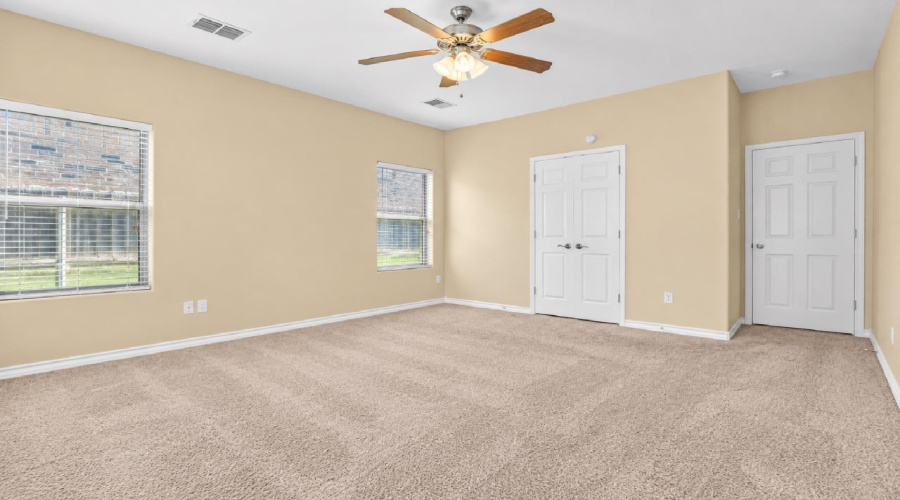 108 Majestic Palm Dr., LAREDO, Texas 78045, 4 Bedrooms Bedrooms, 9 Rooms Rooms,3 BathroomsBathrooms,Residential,For Sale,108 Majestic Palm Dr.,20264301