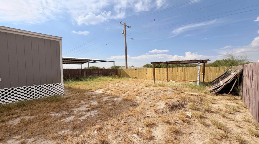 720 BIGLEAF DR., Laredo, Texas 78041, 3 Bedrooms Bedrooms, 5 Rooms Rooms,2 BathroomsBathrooms,Residential,For Rent,720 BIGLEAF DR.,20264304