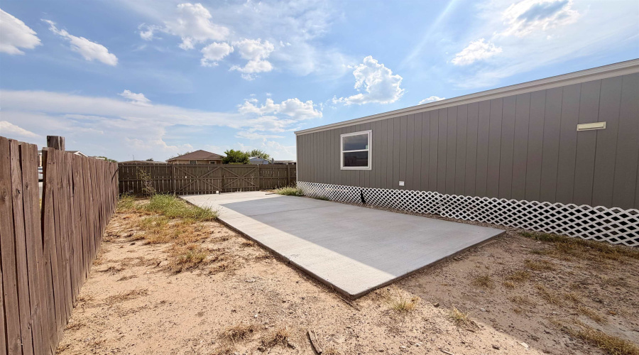 720 BIGLEAF DR., Laredo, Texas 78041, 3 Bedrooms Bedrooms, 5 Rooms Rooms,2 BathroomsBathrooms,Residential,For Rent,720 BIGLEAF DR.,20264304