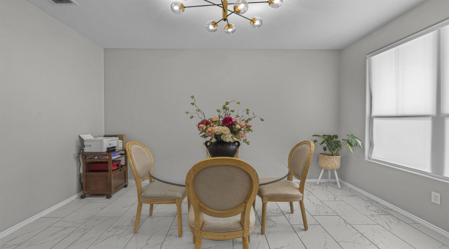 1425 Sambar Lp, Laredo, Texas 78045, 5 Bedrooms Bedrooms, 5 Rooms Rooms,2 BathroomsBathrooms,Residential,For Sale,1425 Sambar Lp,20264305