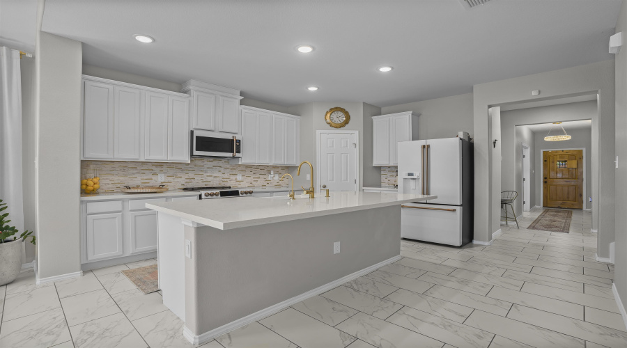 1425 Sambar Lp, Laredo, Texas 78045, 5 Bedrooms Bedrooms, 5 Rooms Rooms,2 BathroomsBathrooms,Residential,For Sale,1425 Sambar Lp,20264305